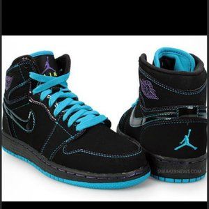 Air Jordan 1 Retro High GS Black Varsity Purple